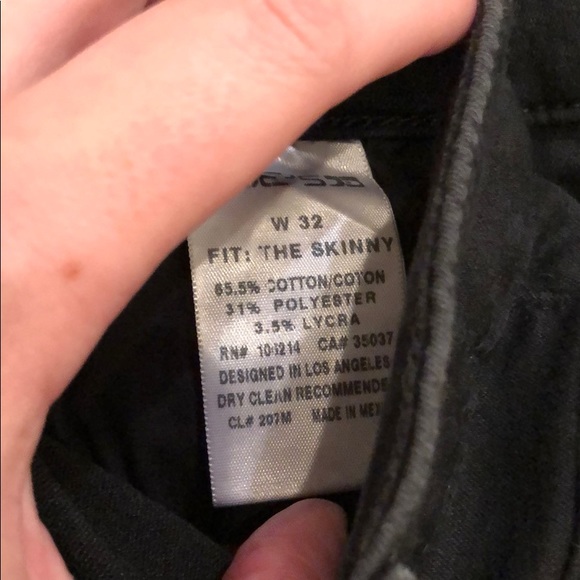 Joe’s Jeans the skinny - Picture 4 of 4